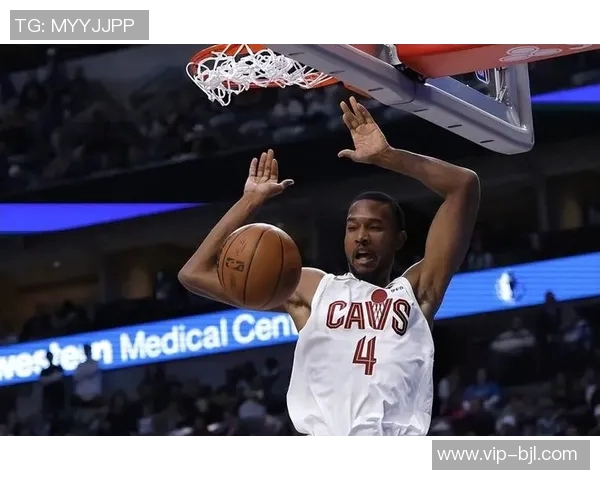 米切尔轻松发威30分钟内高效砍下27分4篮板4助攻第三节完美表现6中6 米切尔轻松发威30分钟内高效砍下27分4篮板4助攻第三节完美表现6中6