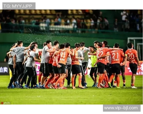 东里三分失准却逆转胜利夯夯维亚表现惊艳湖人三笔引援成就巨大成功