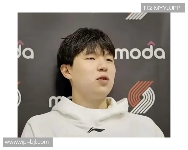 杨瀚森表现惊艳18分10篮板4助攻登上微博热搜榜第九引发热议